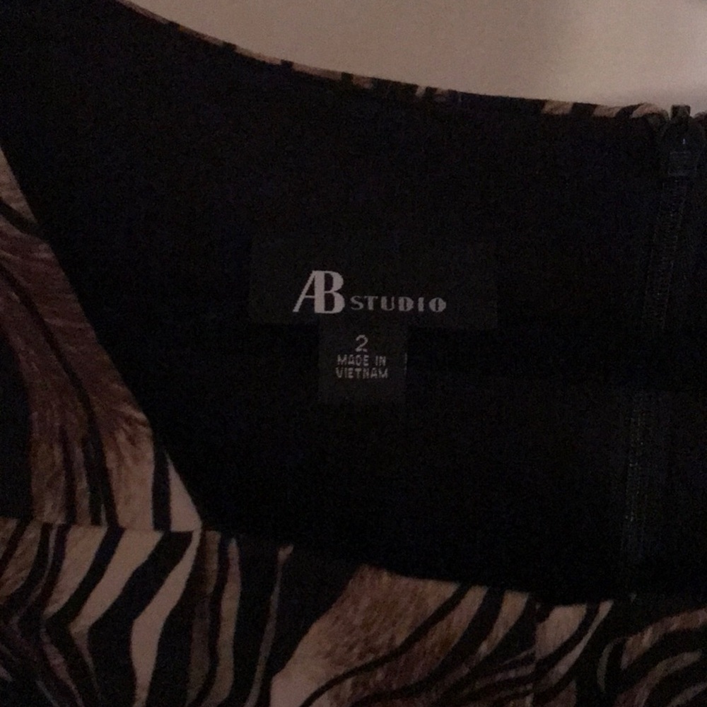 Never worn - Picture 4 of 4